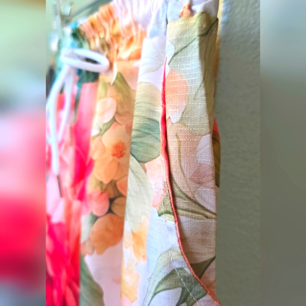 Italian Beautiful Floral Palazzo Pants Size L/10 - Picture 2 of 13